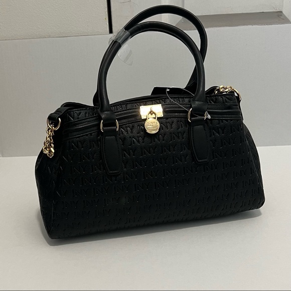 Jones New York Handbags - Jones New York black handbag